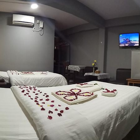 Hotel Mahar Mandalay Esterno foto