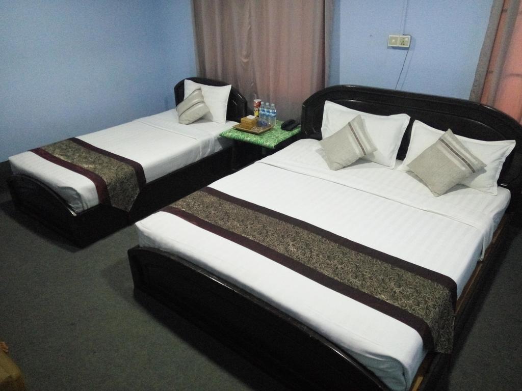 Hotel Mahar Mandalay Esterno foto