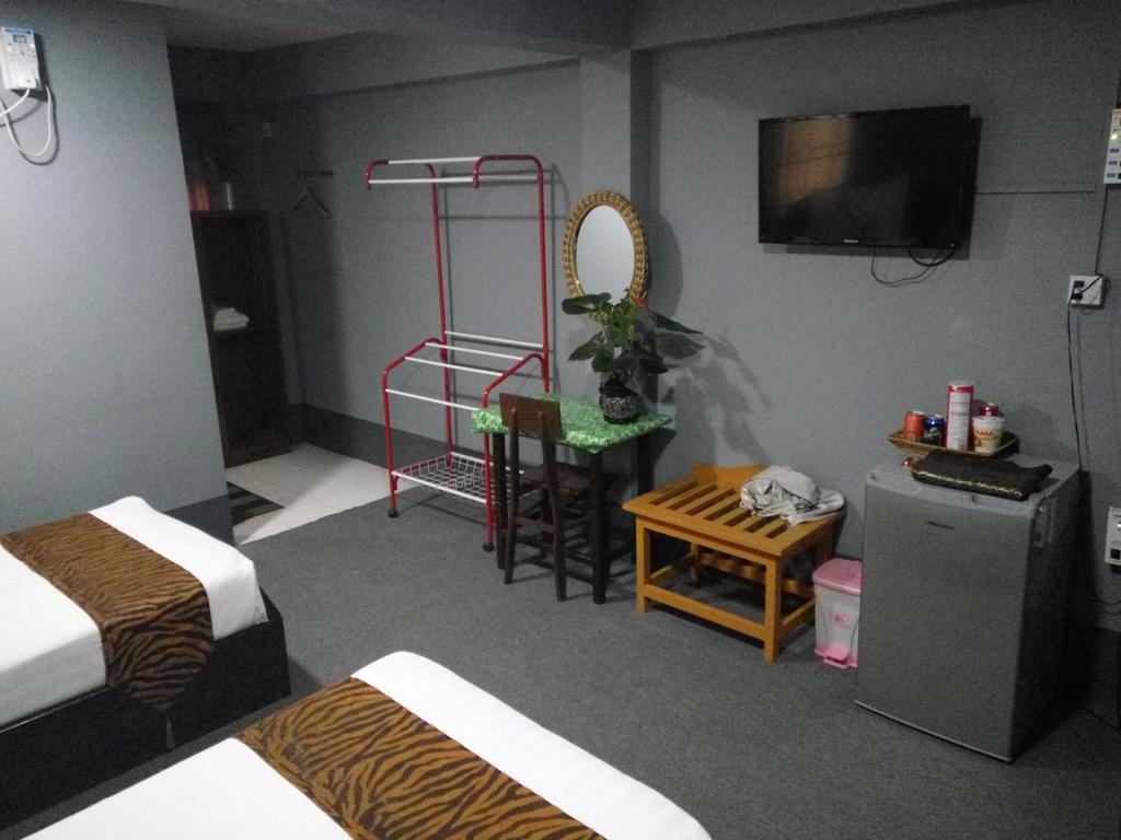 Hotel Mahar Mandalay Esterno foto
