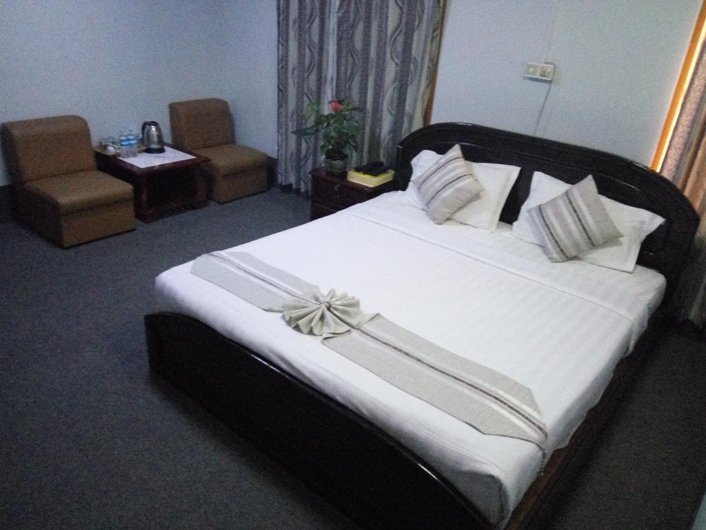 Hotel Mahar Mandalay Esterno foto
