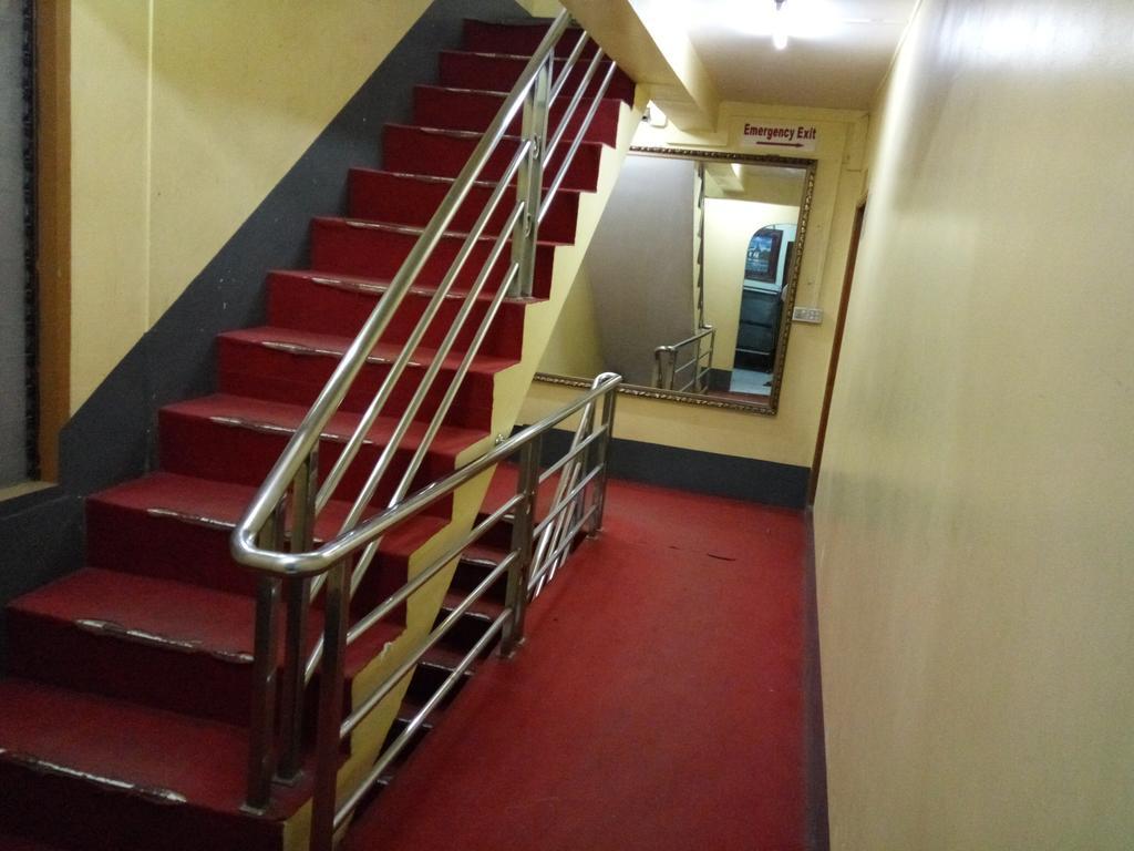 Hotel Mahar Mandalay Esterno foto