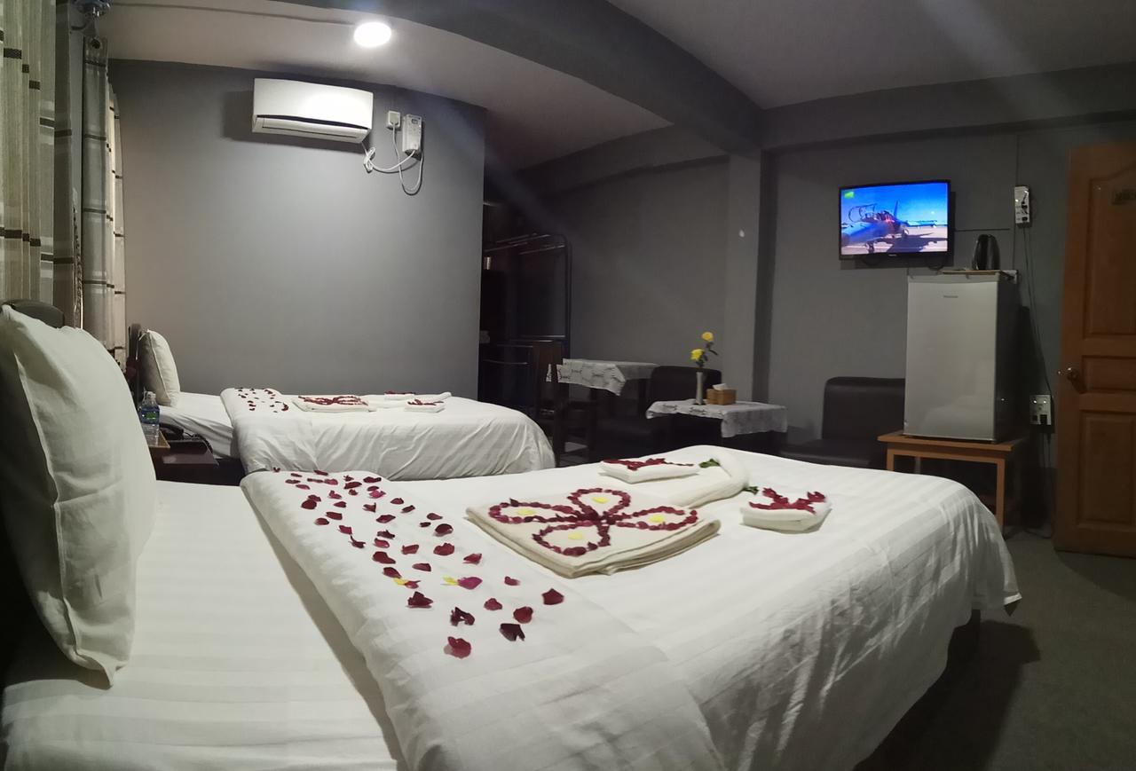 Hotel Mahar Mandalay Esterno foto